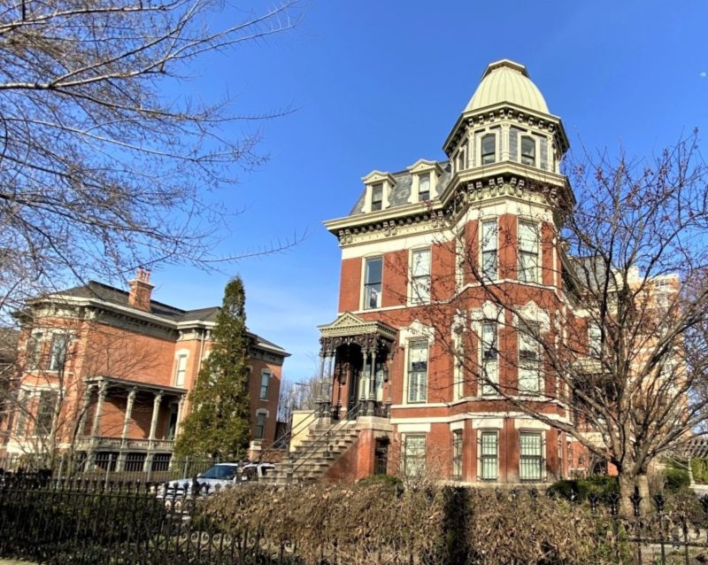 view of a mansion on Hoyne in Wicker Park