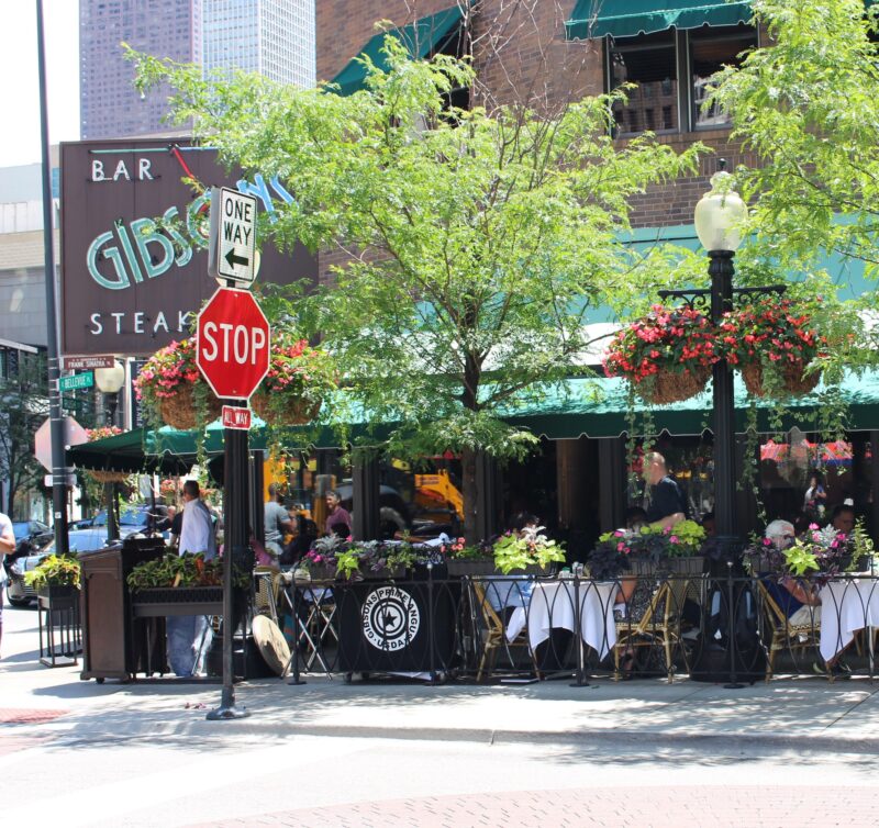 outdoor dining patio at Gibson's Bar & Steakhouse