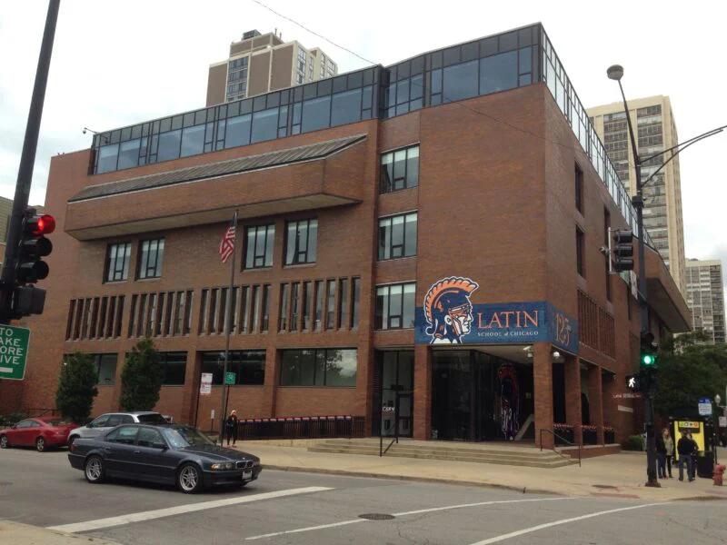 the exterior of Latin School of Chicago